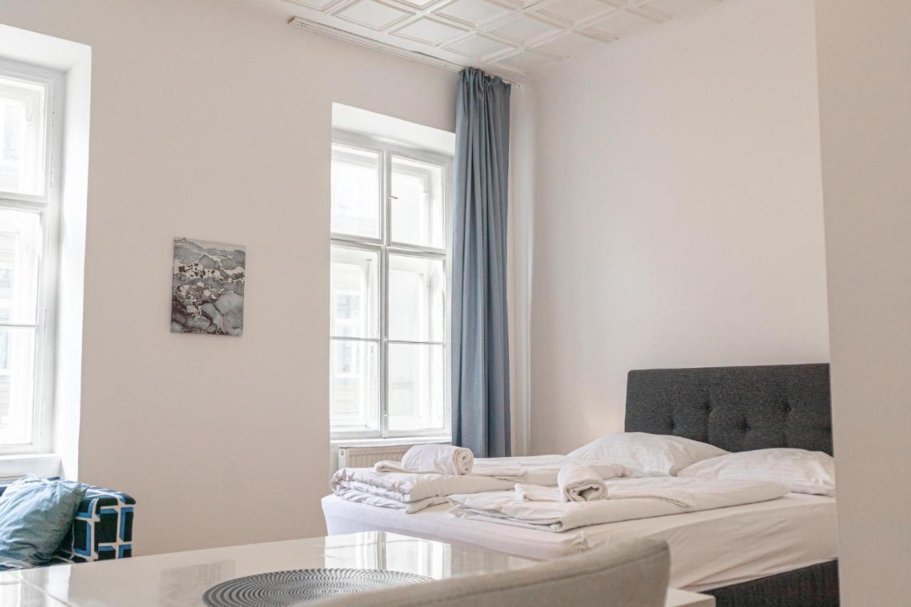 Central Belvedere 3Br Shared Apartment - 12 Min From City Center เวียนนา ภายนอก รูปภาพ