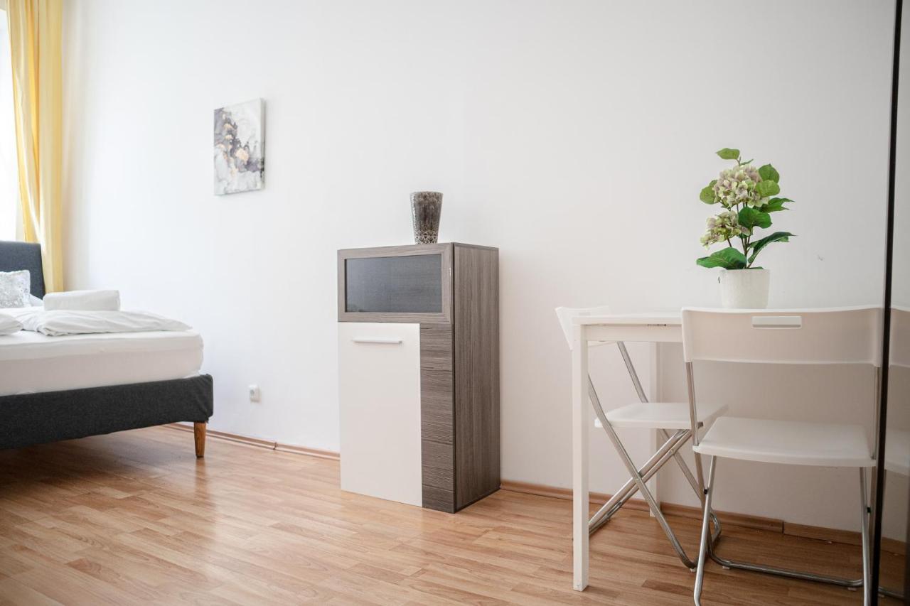 Central Belvedere 3Br Shared Apartment - 12 Min From City Center เวียนนา ภายนอก รูปภาพ