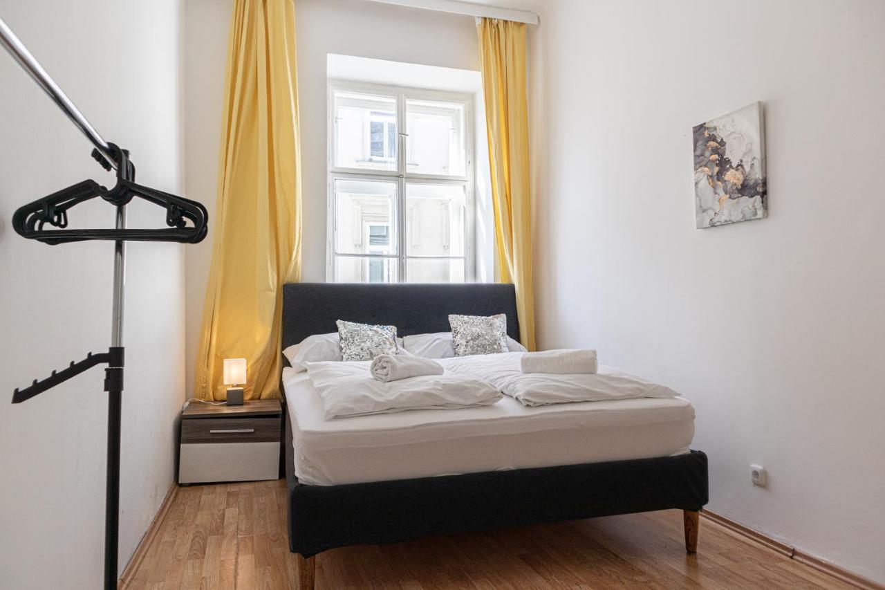 Central Belvedere 3Br Shared Apartment - 12 Min From City Center เวียนนา ภายนอก รูปภาพ
