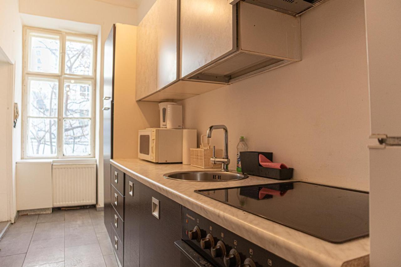 Central Belvedere 3Br Shared Apartment - 12 Min From City Center เวียนนา ภายนอก รูปภาพ
